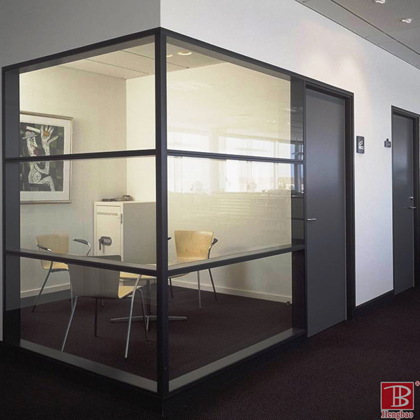Application effect of fireproof glass partition in fire