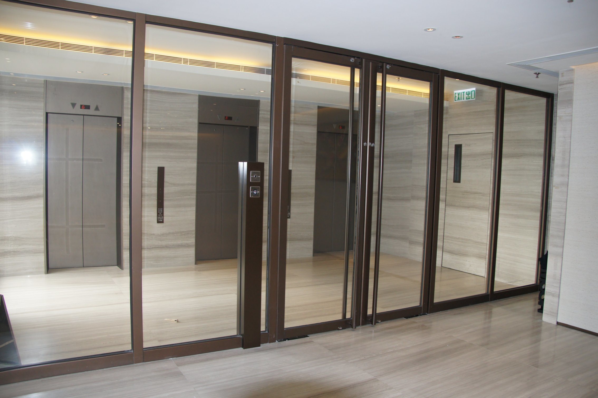 Fire Rated Heat Proof Stainless Steel Frame Glass Wall Partition for